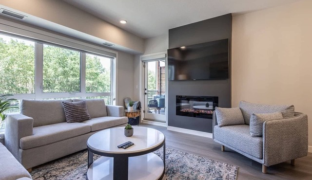 Serenity at Sparrowhawk Lodge Brand New 2Bd 2Ba in Dead Man's Flats