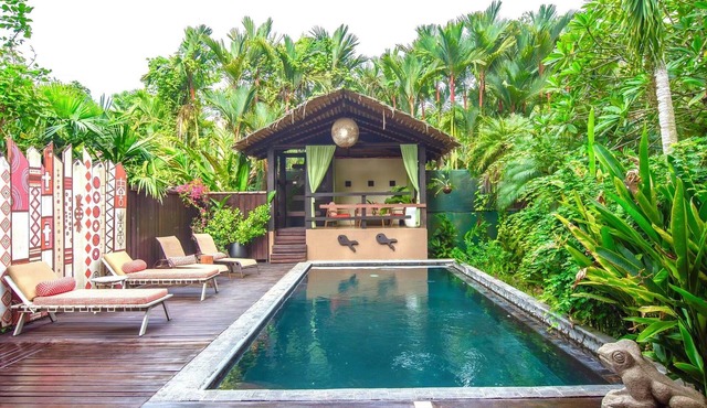 Spacious 5-bedroom villa with 2 pools in Playa Negra Puerto Viejo in Puerto Viejo de Talamanca