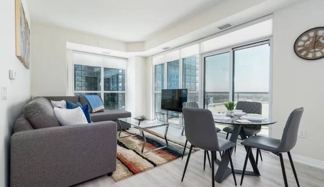 Spacious 2BR Toronto Stay Near St Lawrence Market in Toronto