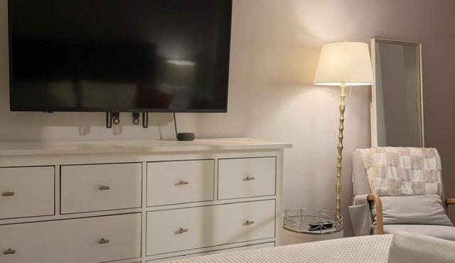 Spacious King Size Room in Bronx