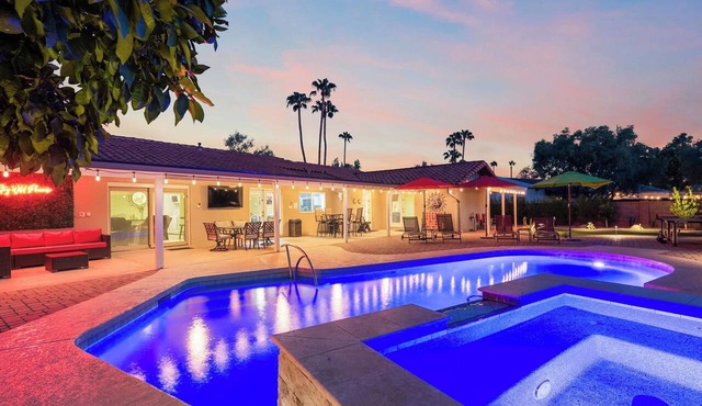 The Rusty Cactus | Heated Salt Pool, Spa, & More! in Phoenix