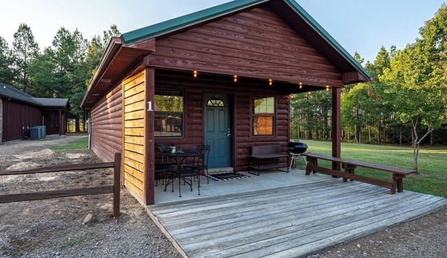 Timber Lodge Ranch - Studio 1 in Amity