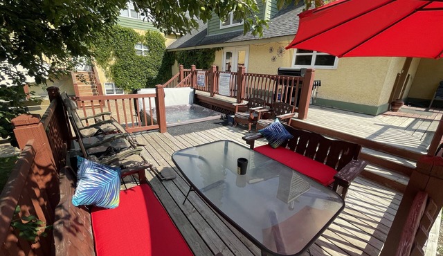 VACATION RENTAL- SLEEPS UP TO 10 -GOLDEN BC in Blaeberry