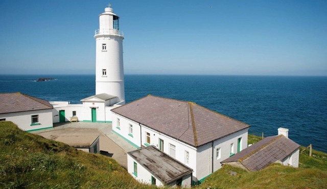 Verity Cottage is one of four delightful cottages on this private site at Trevose Head Lighthouse in Padstow