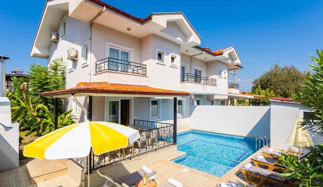 Villa Ada 2 - Eight Bedroom Villa, Sleeps 16 in Dalyan