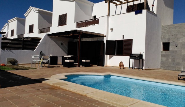 VILLA IN PLAYA BLANCA, PRIVATE and Heated POOL, A/C, 2 BED ROOMS in Playa Blanca /Lanzarote