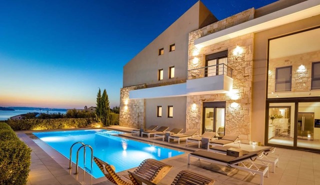 Villa Karga (4 bedroom villa) in Almyrida