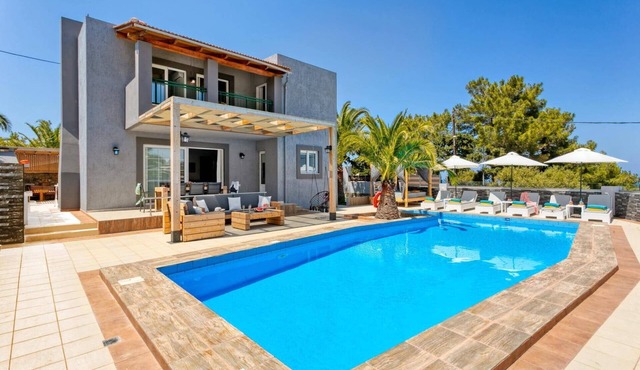 Villa Omega by Villa Plus in Chersonisos