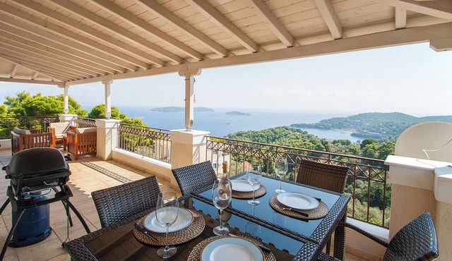 Villa Sunny – Panoramic Sea Views of Cape Kanapitsa in Skiathos
