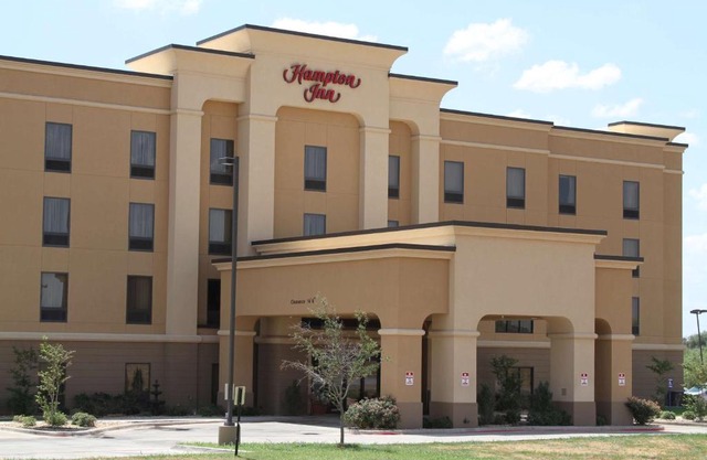 Sweetwater Inn 