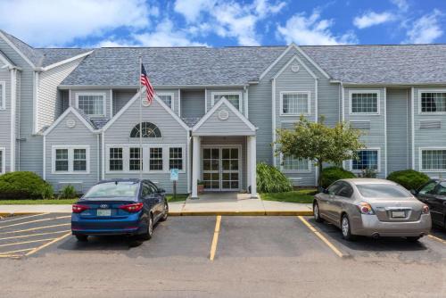 Microtel Inn 