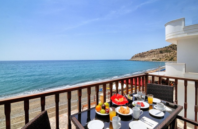 Myrtos Mare 