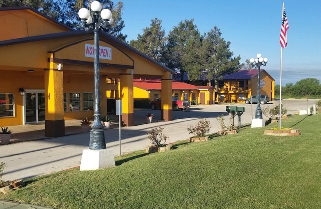 Sweetwater Inn in Sweetwater