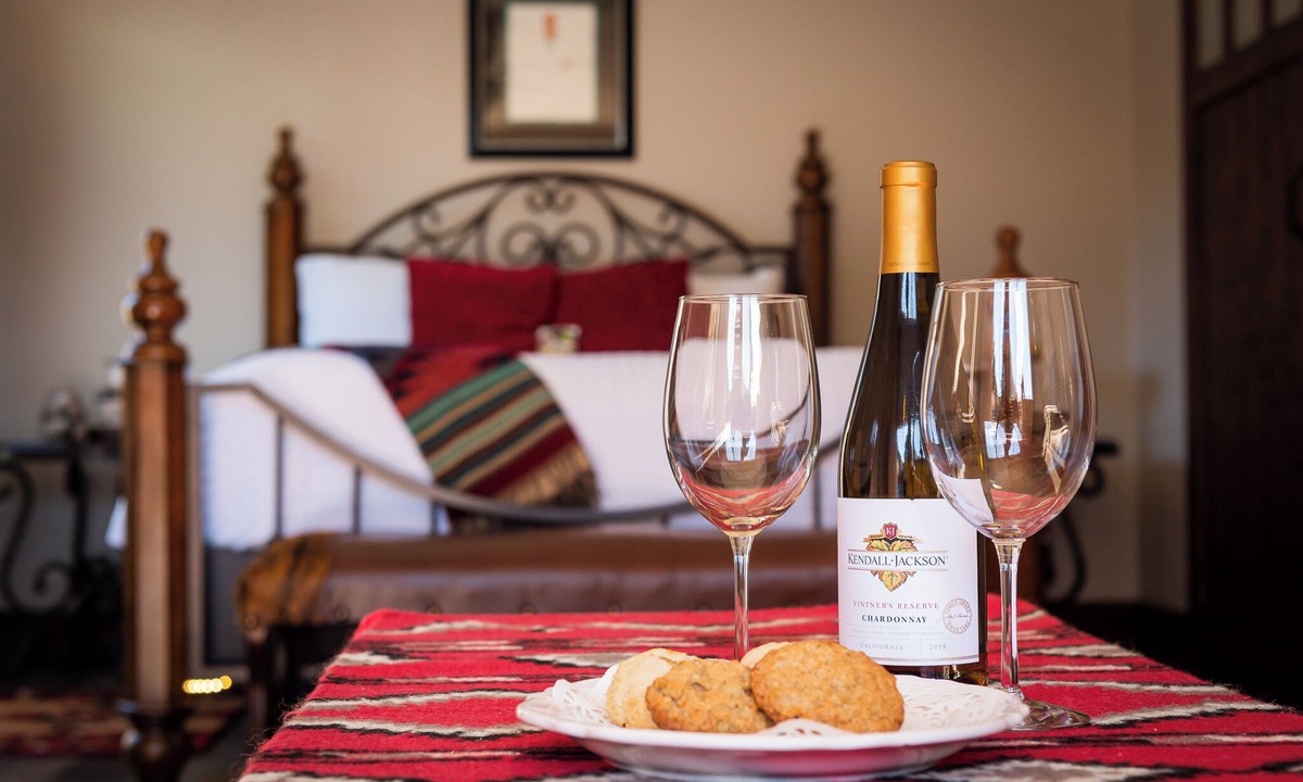 Uptown Sedona Bed & Breakfast | Whispering Creek B&B
