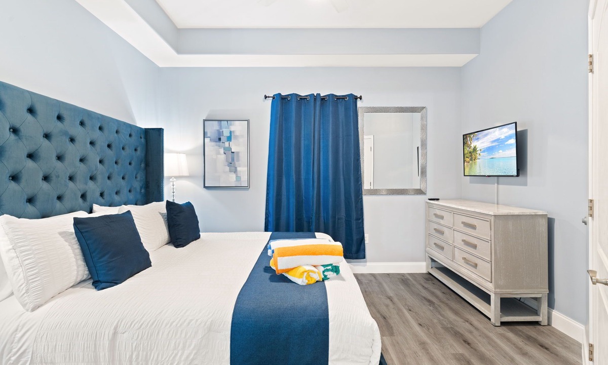 Florida Central Atlantic Coast Condo | Condo is just 2 miles away from Disney, wonderful Lake view family-sized