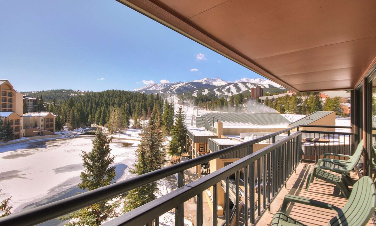 Peak 9 Condo | Ten Mile Condo - Spacious Ski-In/Out in Breck!