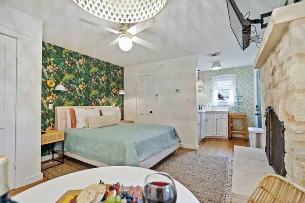 Photo of Bedroom in Stonewall