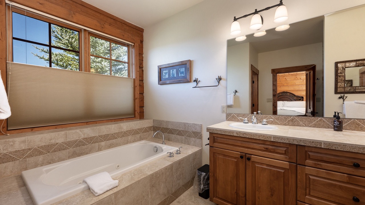 Photo of Bathroom in Grand Elk Ranch