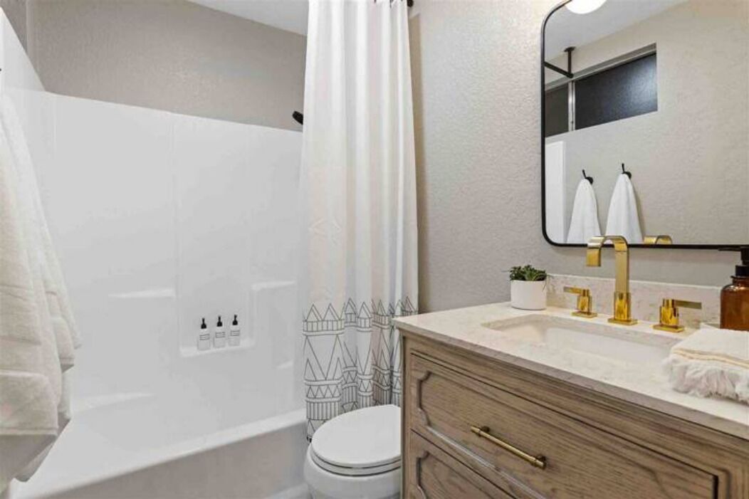 Photo of Bathroom in Cottonwood