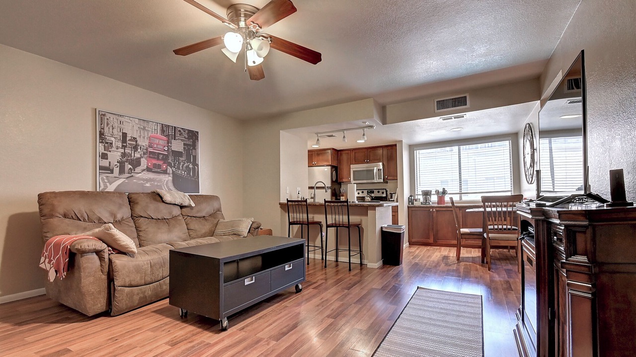 Photo of Livingroom in Tempe