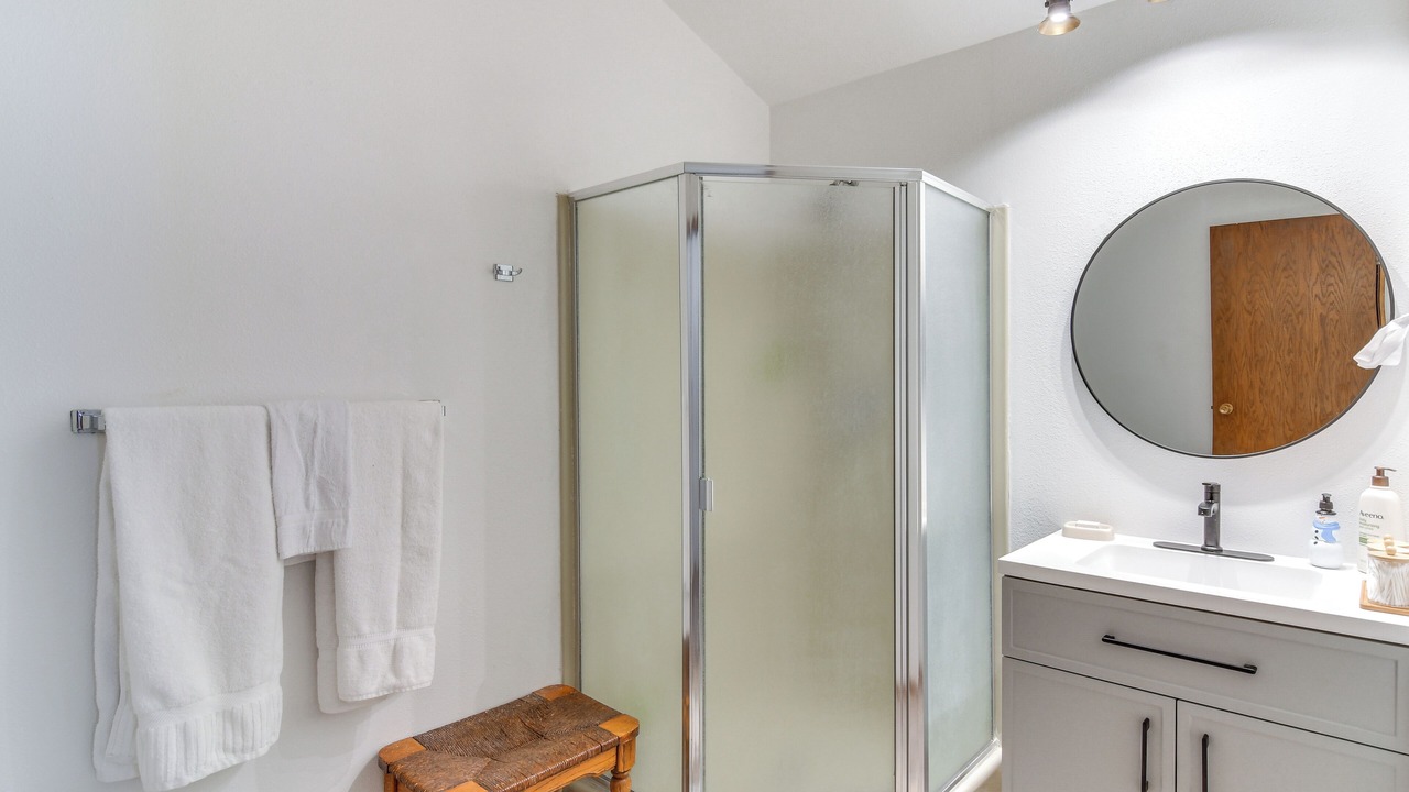 Photo of Bathroom in Silvercreek