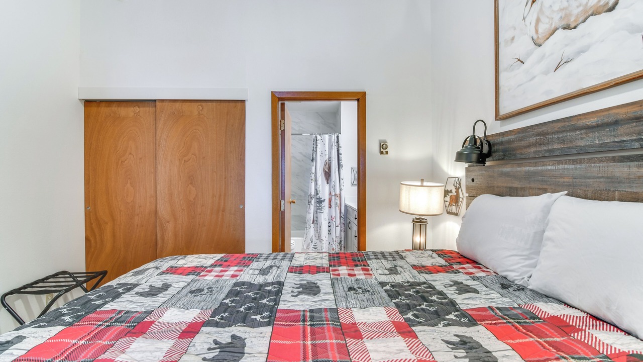 Photo of Bedroom in Silvercreek
