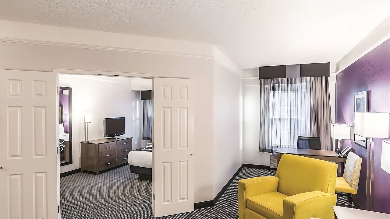 Photo of Livingroom in Woodlands Village