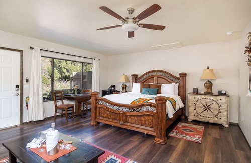 Uptown Sedona Bed & Breakfast | Whispering Creek B&B