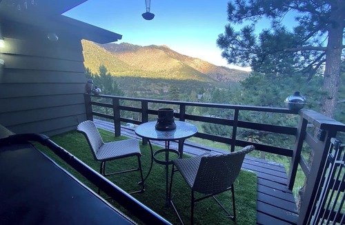Cascade-Chipita Park House | Romantic Getaway; Private Hot Tub, Mt Views & Art
