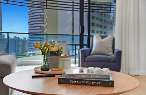 Broadbeach Apartment | BEACH Holiday at Oracle - level 7