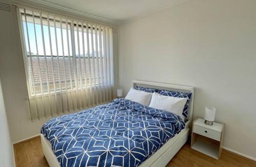 Dandenong Apartment | Central Apartment near Dandenong Hospital & Market