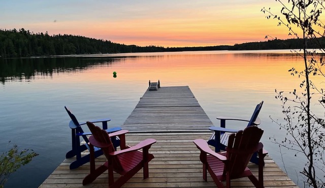 Amazing Private Lakefront Cabin on Lake of the Woods Boat Access in Clearwater Bay