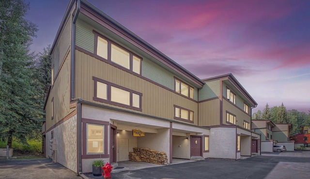J1 Meadow Creek Miniums 3 Bedroom Condo by RedAwning in Vail