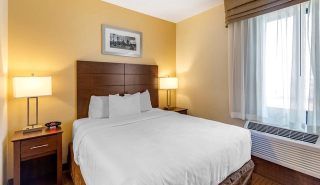 MainStay Suites Near Denver Downtown in Denver