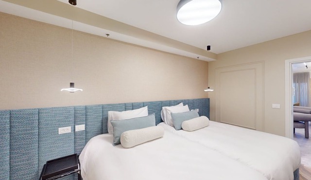 ♦KING DAVID RESIDENCES♦3 Bdrs♦3 Bths POOL/GYM/PARKING in Jerusalem