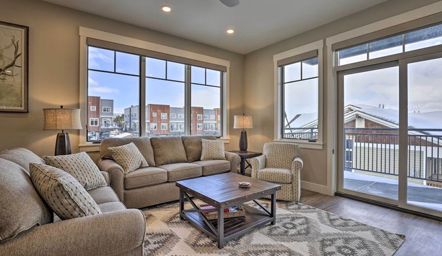 Newly Built Ski Condo w/Hot Tub & Shuttle Access! in Winter Park