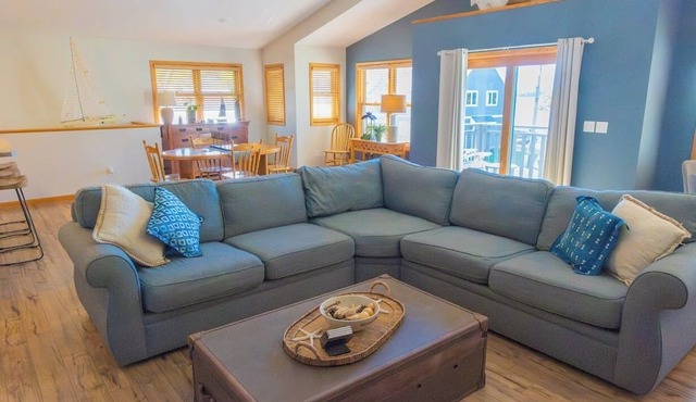 Two cabin property on gorgeous Lake Minnebelle - perfect for families! in Litchfield