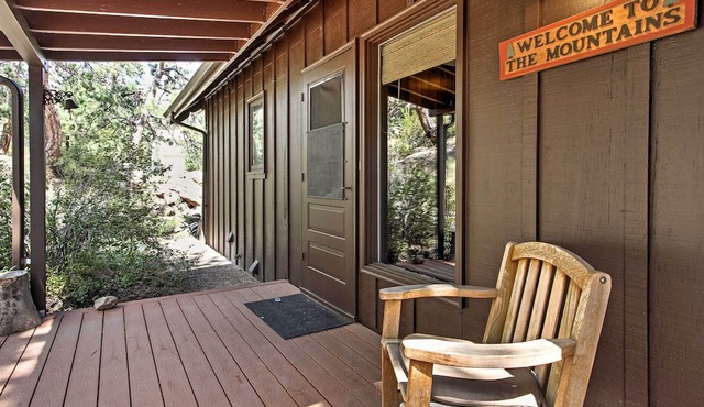 'Peaceful Pines' Estes Park Home: Longs Peak View in Estes Park