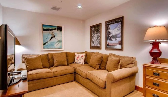 Meadows Townhome A5 - 3 Bedroom in Beaver Creek