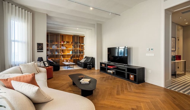 The Muradiye Penthouse - Spacious 175m2 Single Floor Brand New Luxury Experience in Beyoğlu