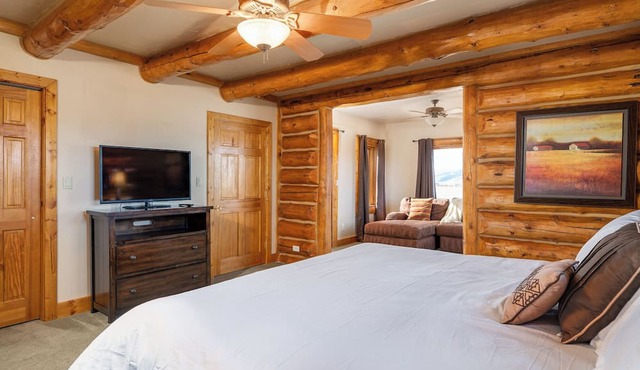 Mountain Wedding & Retreat Destination with Private Lodge, 55 acres, Sleep 37 in Granby