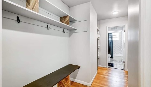 2BR Corporate Rental, 30+ Day Stay in Cincinnati