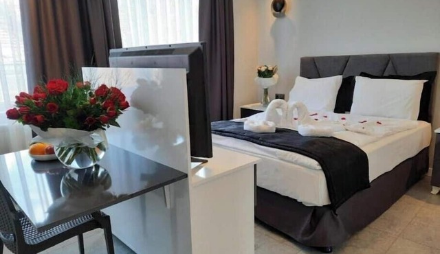 ARARAT APART Luxury Triple Room in Fatih